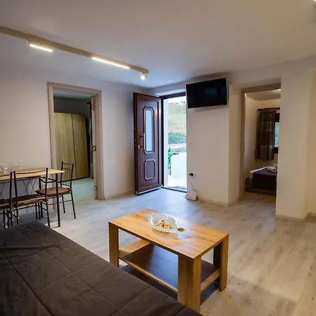 Aiora View * Θεολόγος
